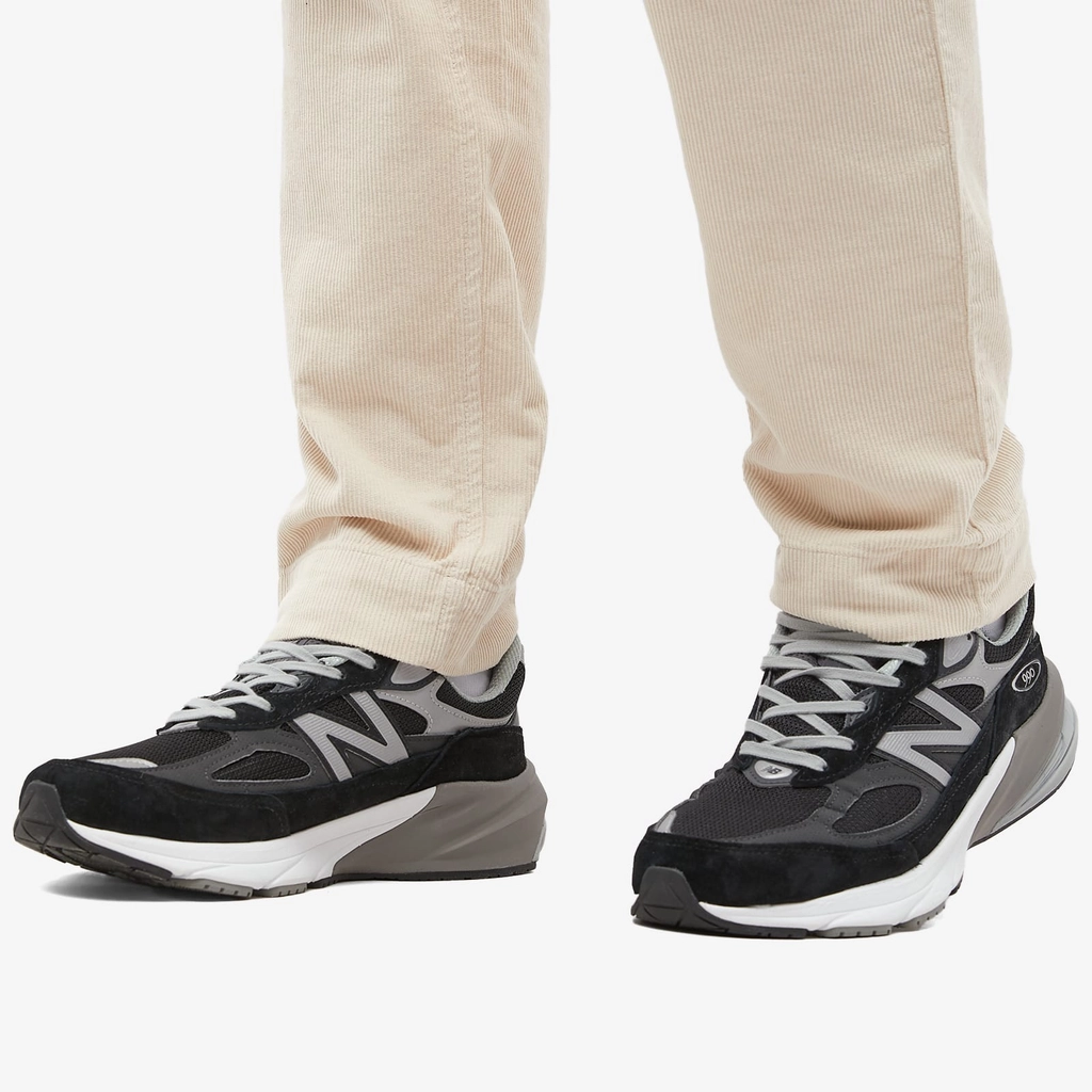 New Balance Men's M990BK6 - Made in USA Black